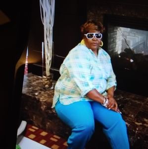 Meet your Posher, Loretta